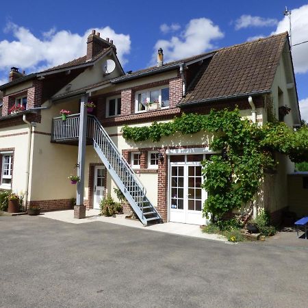 La Fontainoise Bed & Breakfast Fontaine-sur-Somme Eksteriør bilde